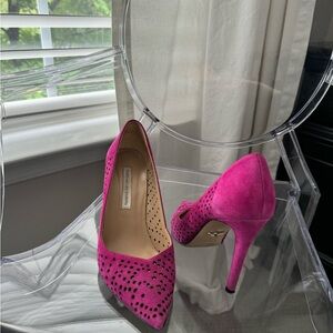 DVF pink suede pumps